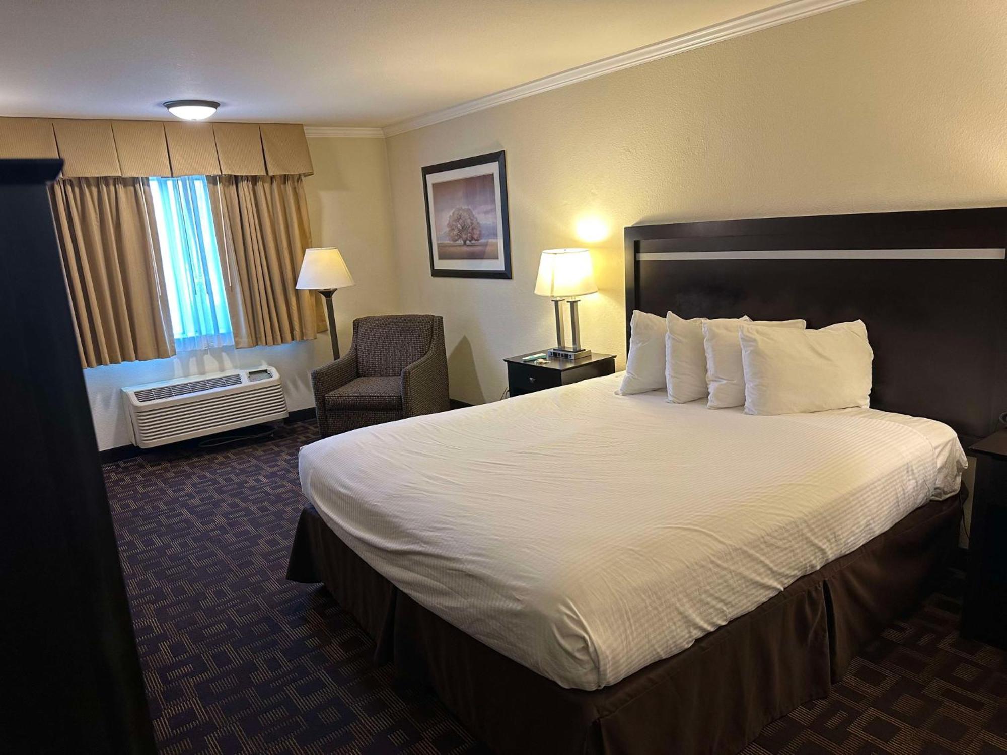 Best Western Plus Inn Of Хейуърд Екстериор снимка