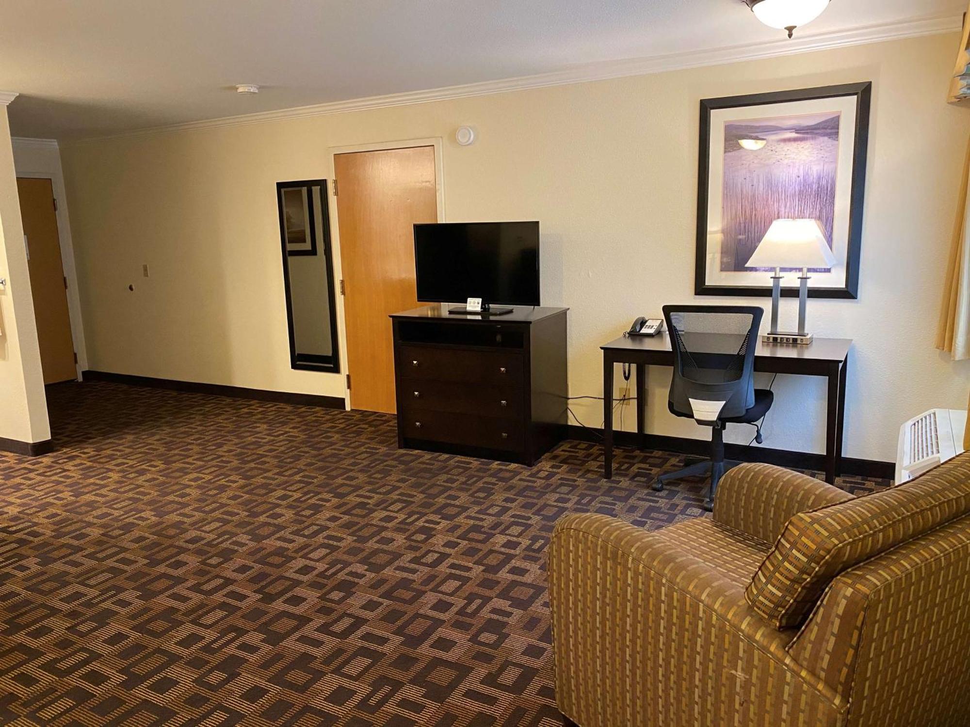 Best Western Plus Inn Of Хейуърд Екстериор снимка